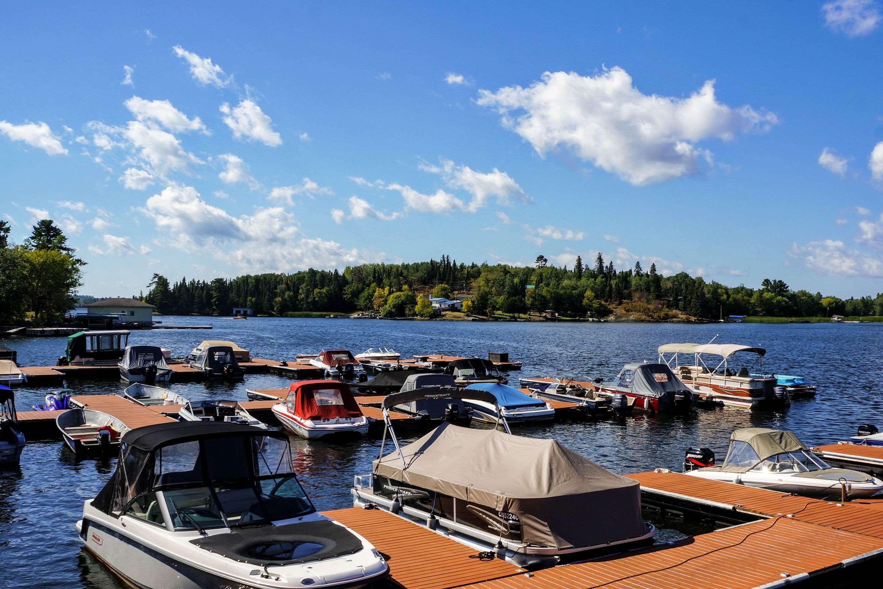 Clarion Lakeside Inn & Conference Centre Kenora Bagian luar foto